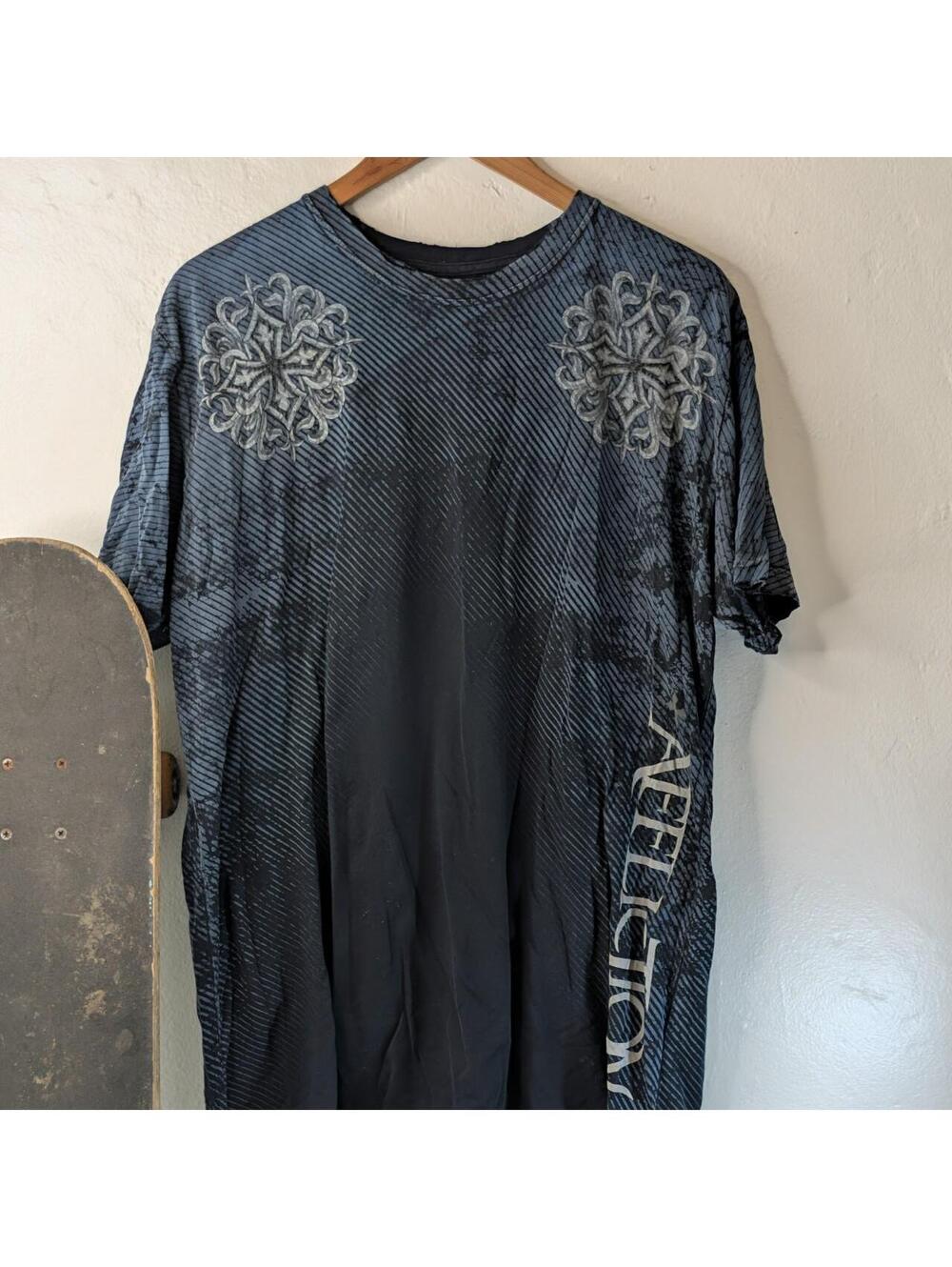 Vintage Affliction Fleur de Lis Gothic Cross Graphic Tee Wash Blue XL